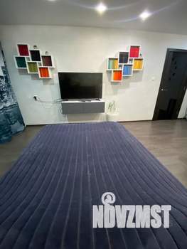 1-к квартира, посуточно, 33м2, 1/9 этаж