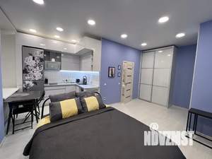 Студия квартира, посуточно, 37м2, 1/5 этаж