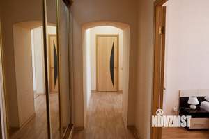 2-к квартира, посуточно, 47м2, 1/1 этаж