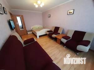 1-к квартира, посуточно, 33м2, 1/10 этаж