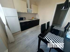 1-к квартира, посуточно, 41м2, 7/10 этаж