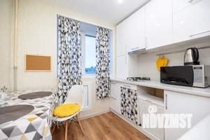 2-к квартира, посуточно, 44м2, 4/5 этаж