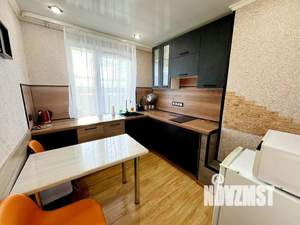 1-к квартира, посуточно, 30м2, 3/9 этаж