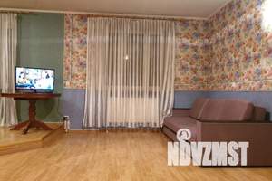 2-к квартира, посуточно, 80м2, 1/3 этаж