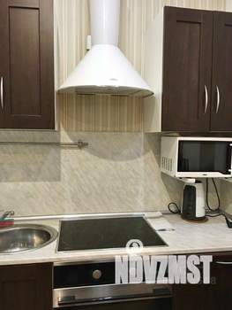 1-к квартира, посуточно, 50м2, 1/1 этаж