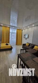 Студия квартира, посуточно, 38м2, 4/7 этаж