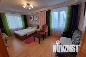 1-к квартира, посуточно, 33м2, 4/10 этаж
