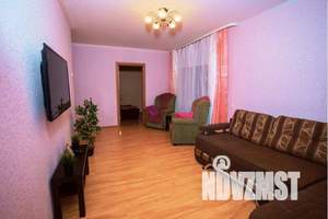 3-к квартира, посуточно, 62м2, 3/9 этаж