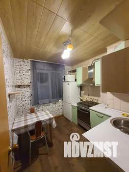 1-к квартира, посуточно, 35м2, 1/9 этаж