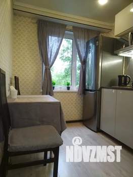 1-к квартира, посуточно, 30м2, 3/5 этаж
