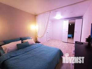 Студия квартира, посуточно, 33м2, 1/9 этаж