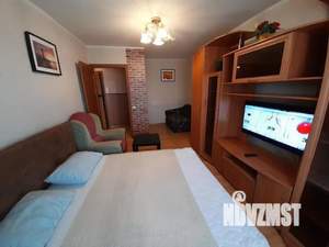 1-к квартира, посуточно, 33м2, 2/9 этаж