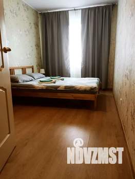 2-к квартира, посуточно, 40м2, 1/10 этаж