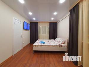1-к квартира, посуточно, 33м2, 5/5 этаж