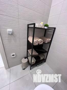 Студия квартира, посуточно, 37м2, 1/5 этаж