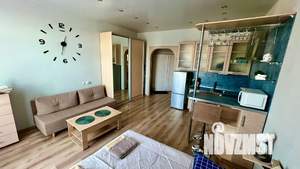 Студия квартира, посуточно, 35м2, 6/7 этаж