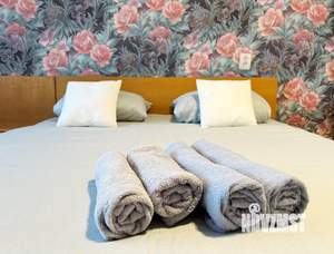 2-к квартира, посуточно, 54м2, 1/1 этаж