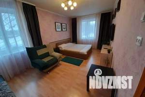 1-к квартира, посуточно, 33м2, 2/10 этаж