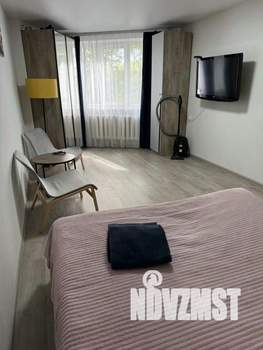 1-к квартира, посуточно, 32м2, 1/1 этаж