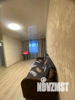 2-к квартира, посуточно, 45м2, 5/5 этаж