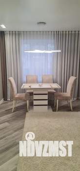 2-к квартира, посуточно, 56м2, 1/5 этаж