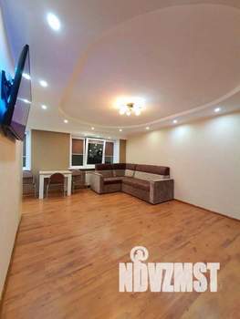 1-к квартира, посуточно, 50м2, 1/1 этаж