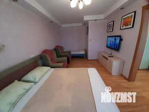 1-к квартира, посуточно, 30м2, 6/9 этаж