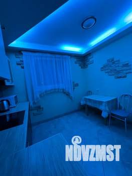 1-к квартира, посуточно, 37м2, 7/9 этаж