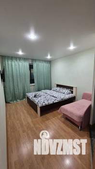 1-к квартира, посуточно, 35м2, 6/9 этаж