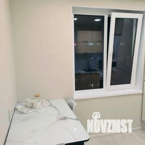 1-к квартира, посуточно, 33м2, 9/9 этаж