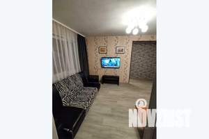 2-к квартира, посуточно, 45м2, 1/5 этаж