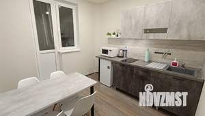 1-к квартира, посуточно, 40м2, 6/9 этаж