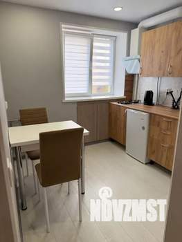 1-к квартира, посуточно, 32м2, 4/5 этаж