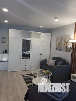 Студия квартира, посуточно, 30м2, 2/5 этаж