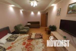 1-к квартира, посуточно, 33м2, 2/9 этаж