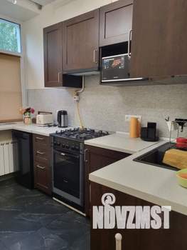 2-к квартира, посуточно, 58м2, 1/1 этаж