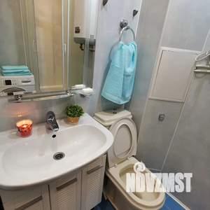1-к квартира, посуточно, 38м2, 4/7 этаж