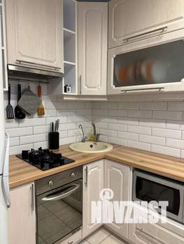 Студия квартира, посуточно, 44м2, 5/5 этаж
