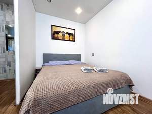 1-к квартира, посуточно, 38м2, 2/9 этаж