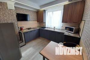 1-к квартира, посуточно, 33м2, 4/10 этаж