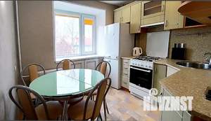 2-к квартира, посуточно, 42м2, 3/5 этаж