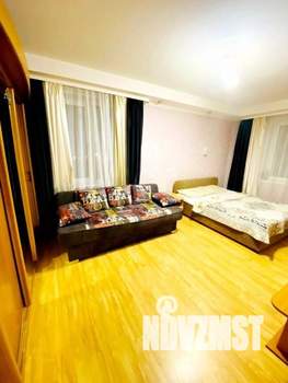 1-к квартира, посуточно, 33м2, 1/1 этаж