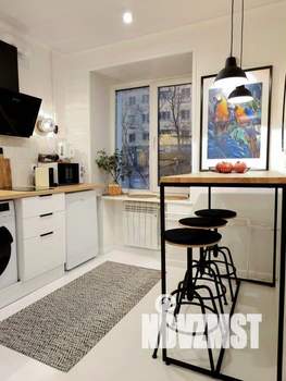 1-к квартира, посуточно, 42м2, 1/1 этаж