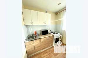 1-к квартира, посуточно, 35м2, 4/9 этаж