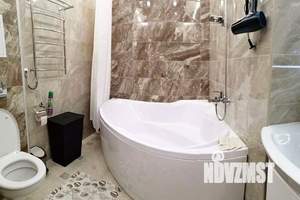 1-к квартира, посуточно, 50м2, 1/1 этаж