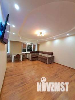 1-к квартира, посуточно, 60м2, 1/1 этаж