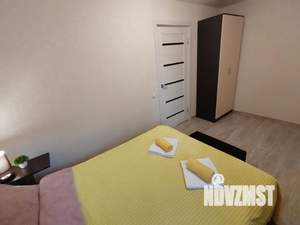 2-к квартира, посуточно, 42м2, 3/5 этаж