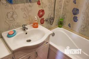 2-к квартира, посуточно, 45м2, 1/1 этаж