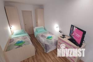 2-к квартира, посуточно, 46м2, 2/5 этаж