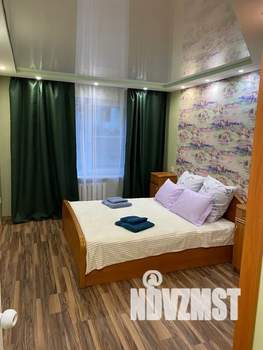 2-к квартира, посуточно, 45м2, 1/5 этаж